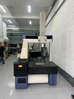 Tridimensional Mitutoyo CNC Crysta 7106