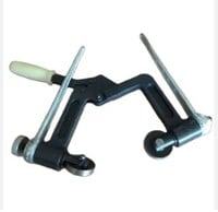 Portable single-sided rail hole chamfering tool 